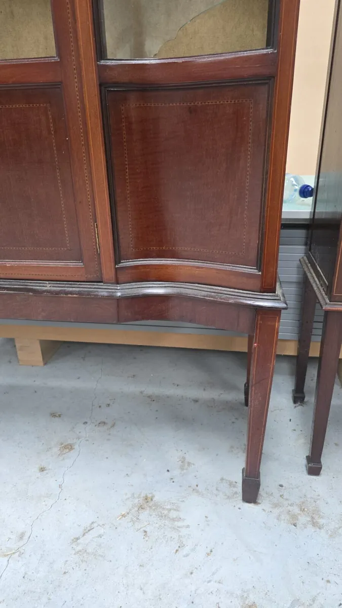Cabinet - Image 4