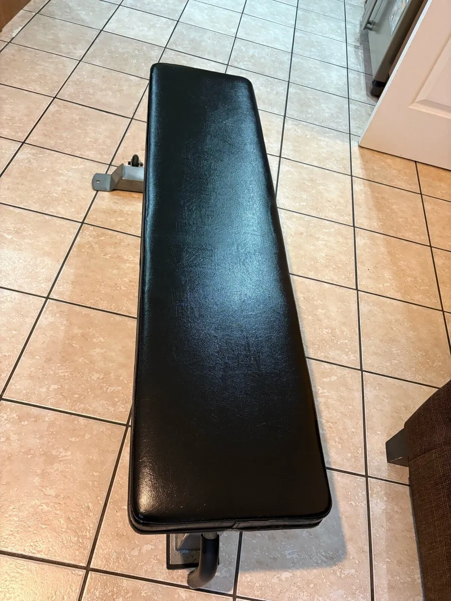 STURDY WEIGHT BENCH, BARGAIN!! - Image 2