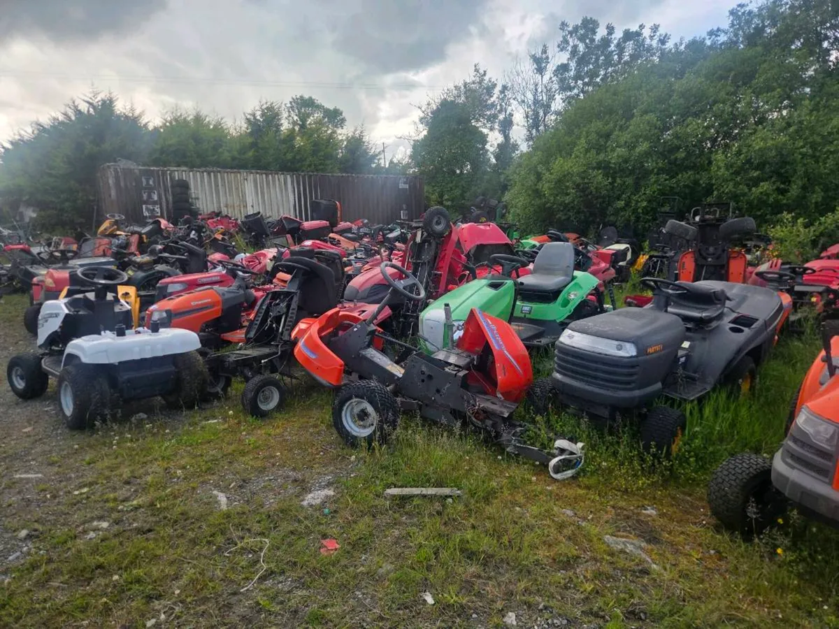 Lawnmowers parts for sale - Image 2