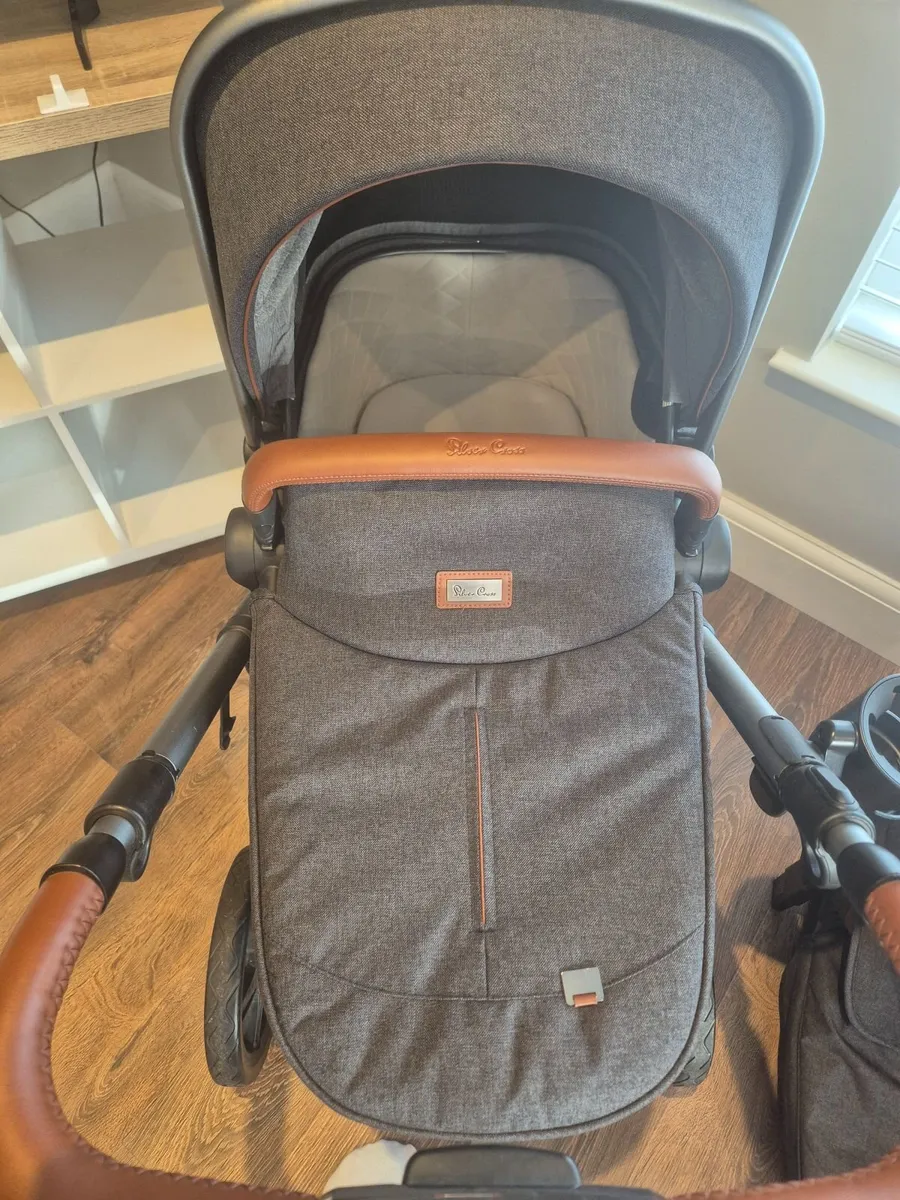 Silver cross wave travel system - Image 4