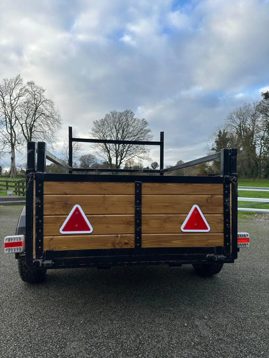 Trailers - Image 1