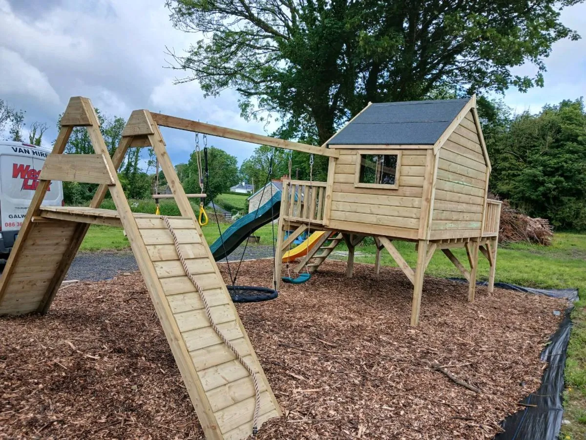 Playhouses  for sale - Image 3