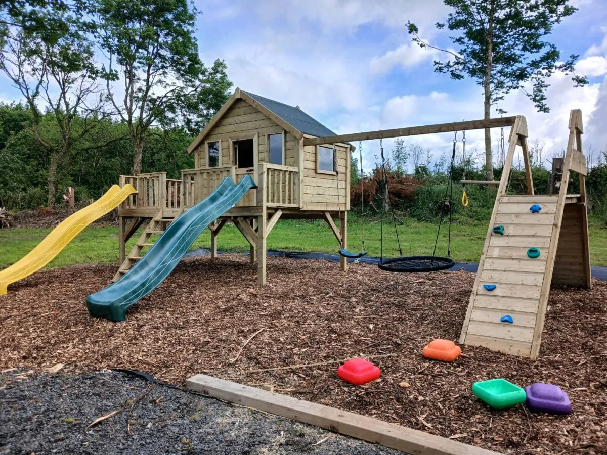 Playhouses  for sale - Image 4