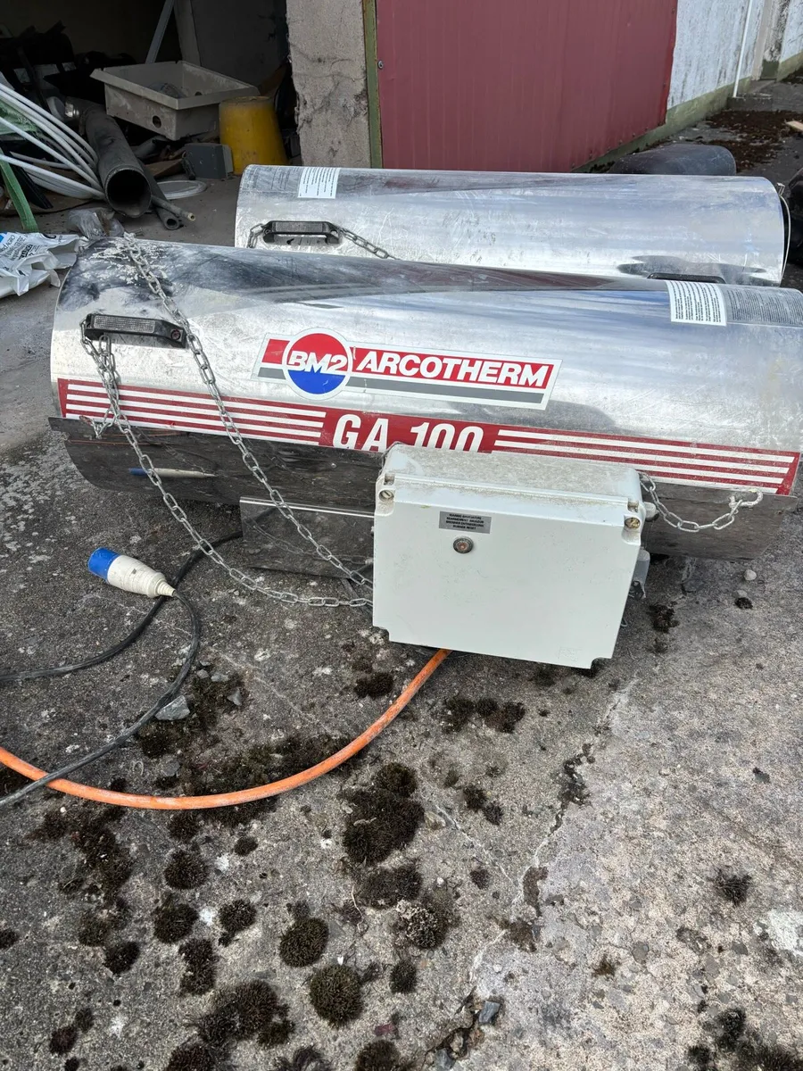 2 gas heaters