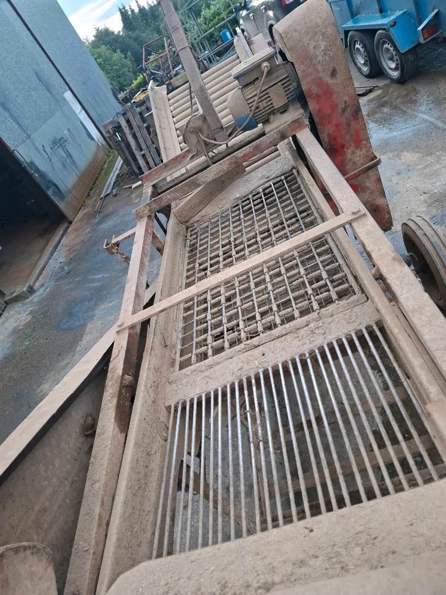 Tong potato grader - Image 4