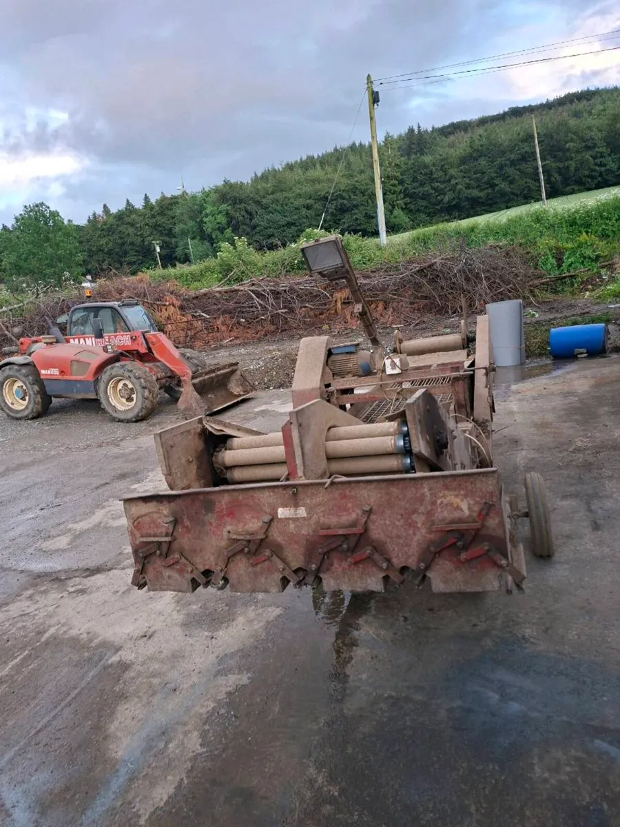 Tong potato grader - Image 3
