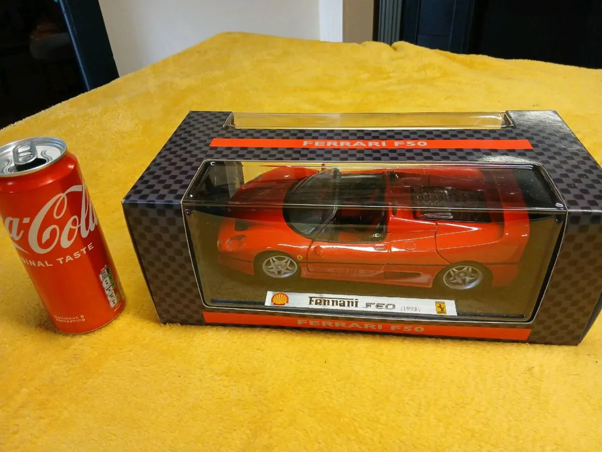 Model Ferrari F50 - Image 2