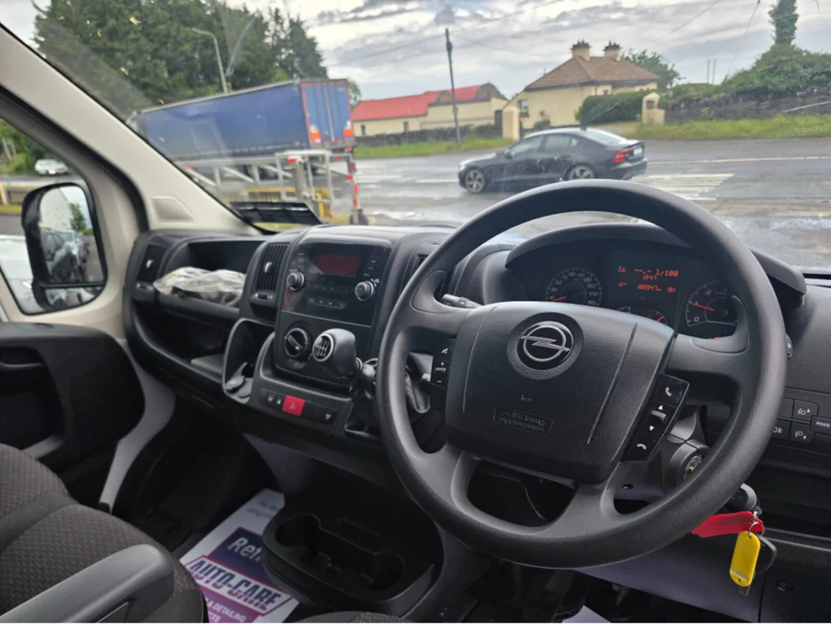 Opel Movano L3H2 3.5T-2.2 140 6SPEED MY MY22 2DR - Image 4