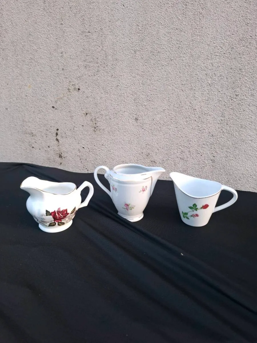 3 china floral milk jugs postage possible - Image 1