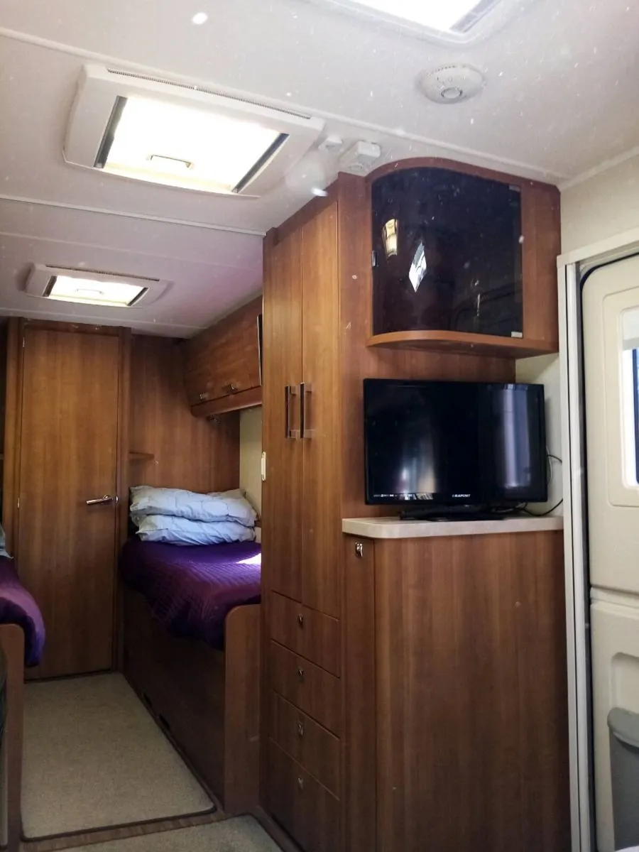 Elddis Affinity 4 berth - Image 4