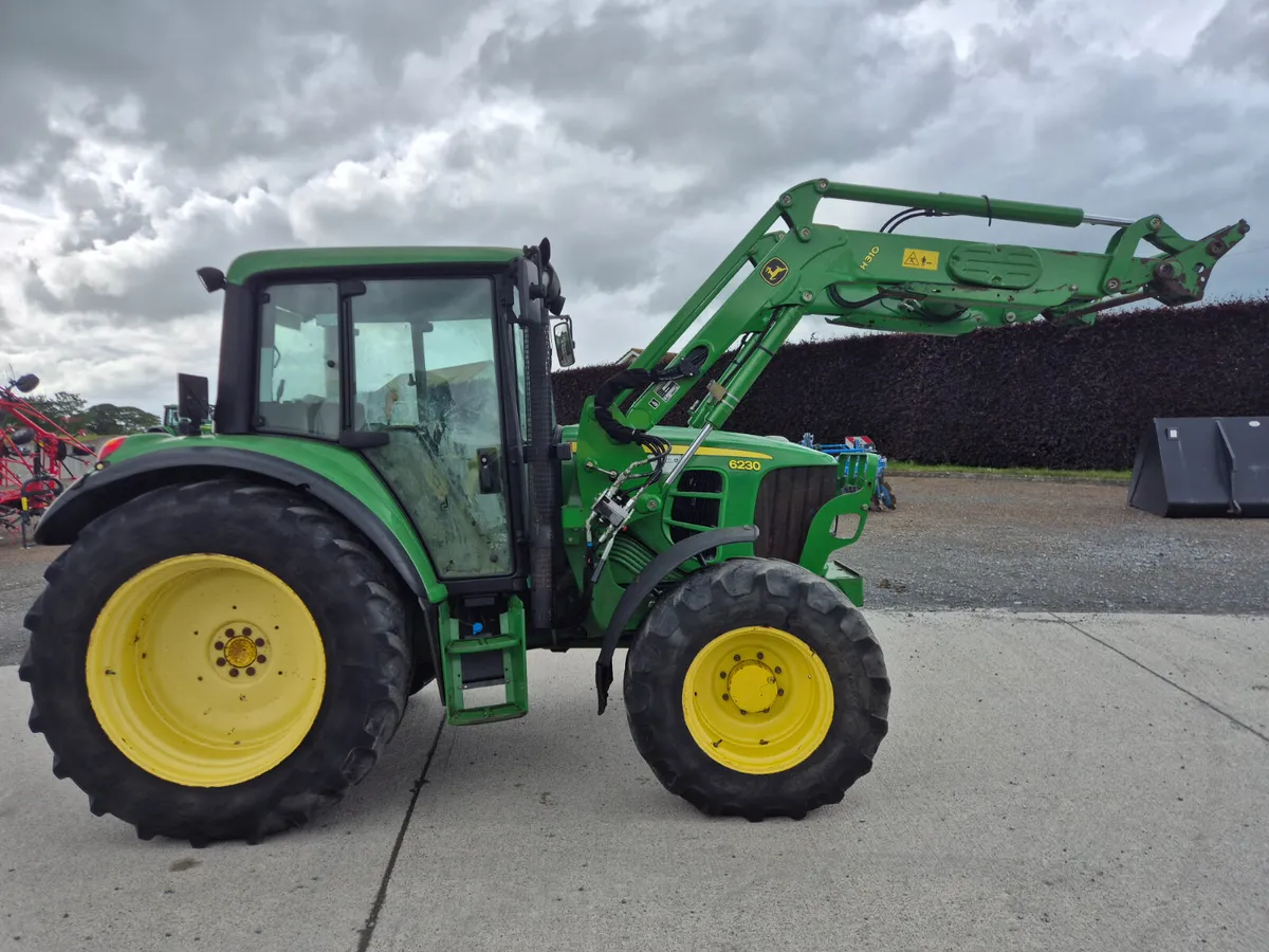 John Deere 6230 2012 - Image 3
