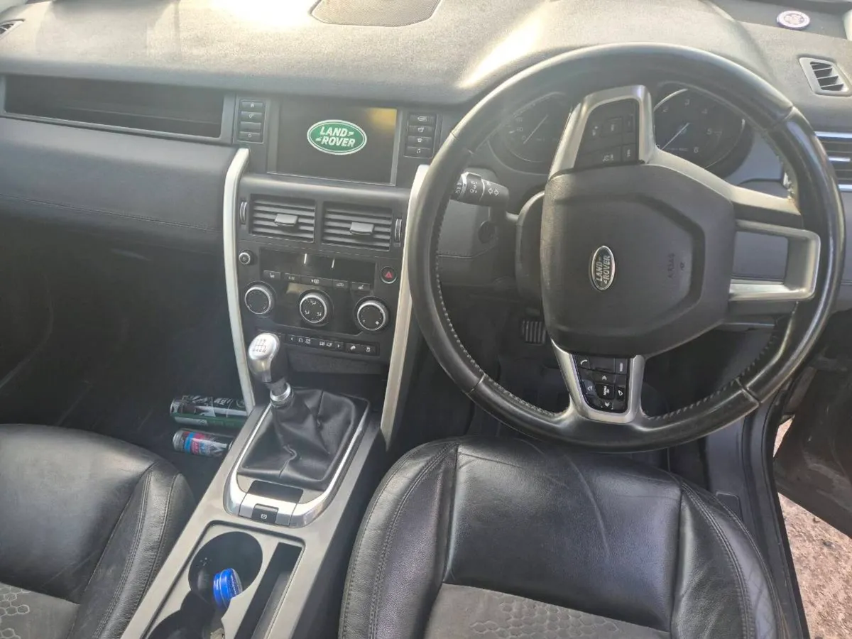 Car - Image 4