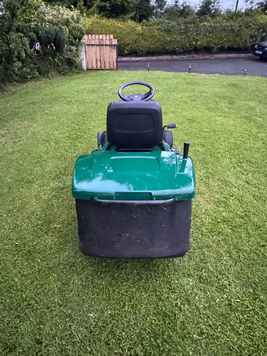 Ride on mower - Image 4