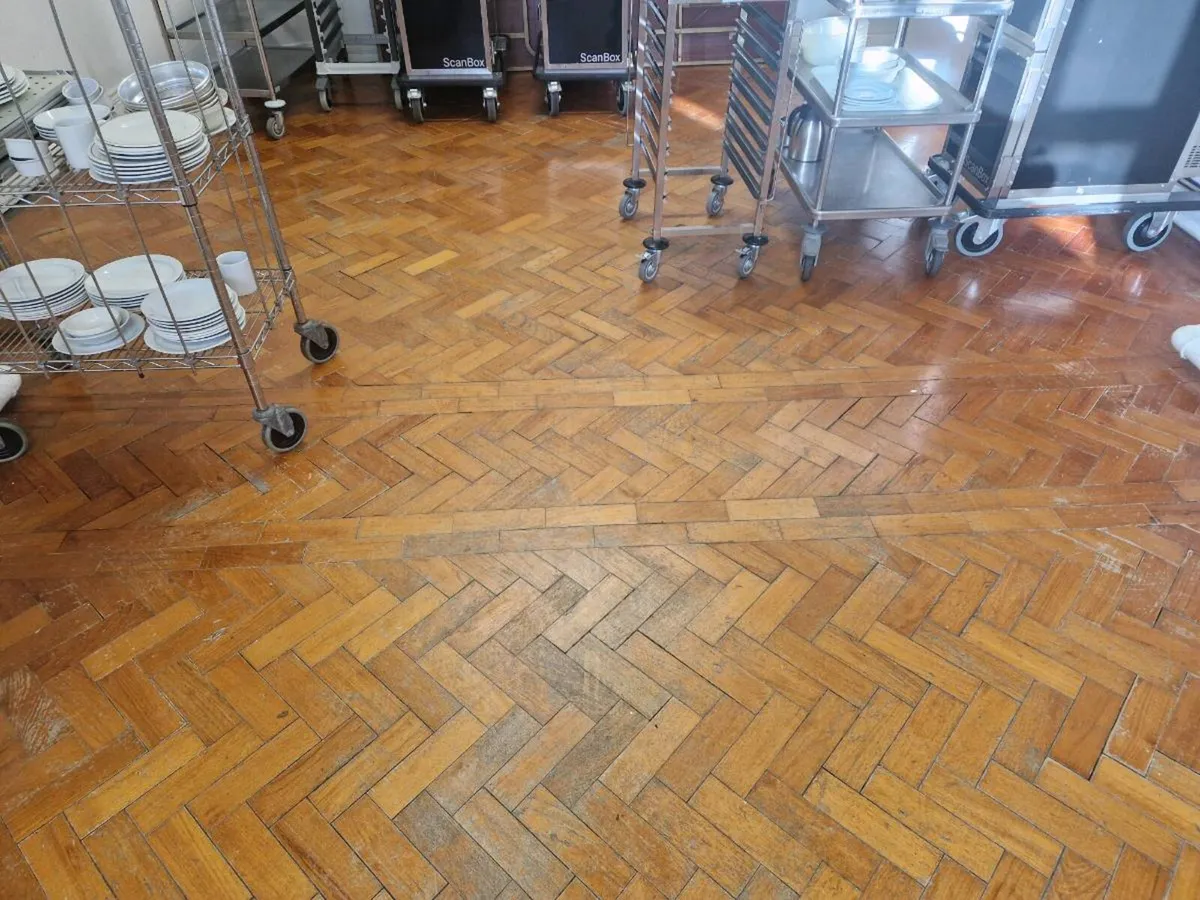 Parquet flooring - Image 2
