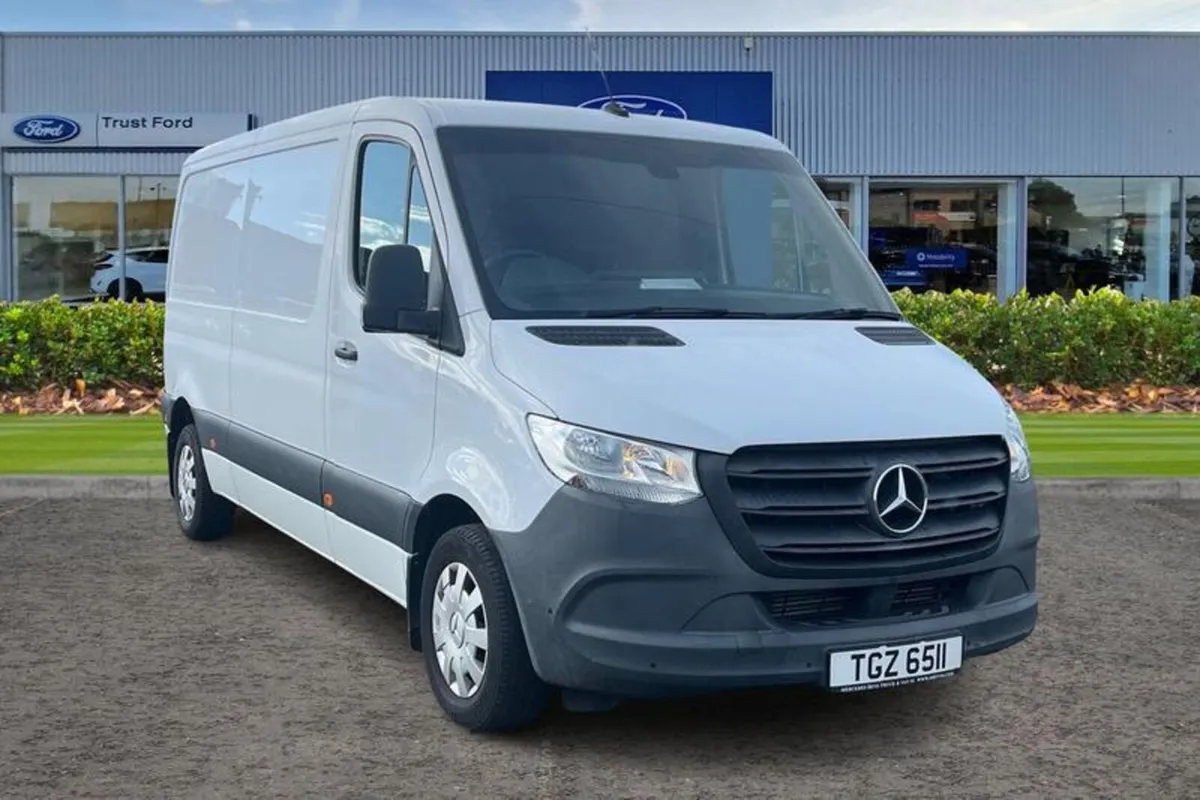 Mercedes-Benz Sprinter PURE - Image 1