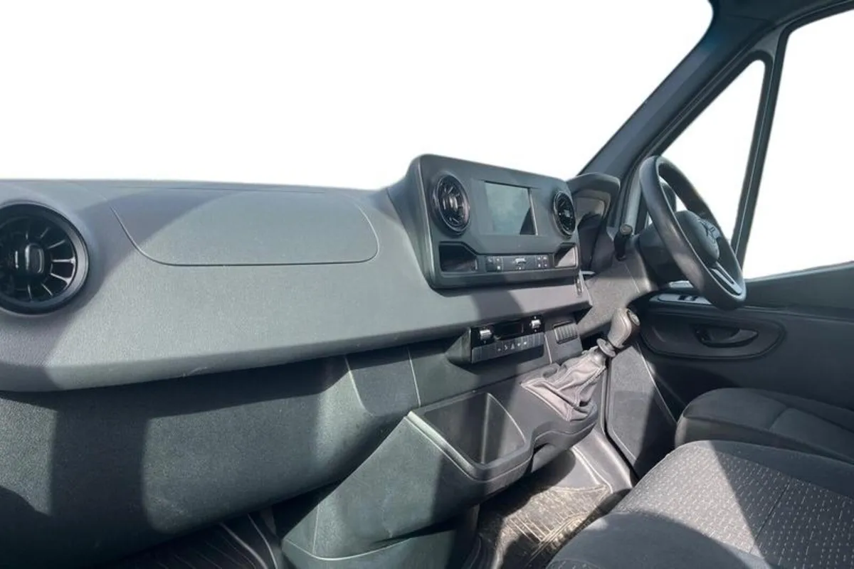 Mercedes-Benz Sprinter PURE - Image 3