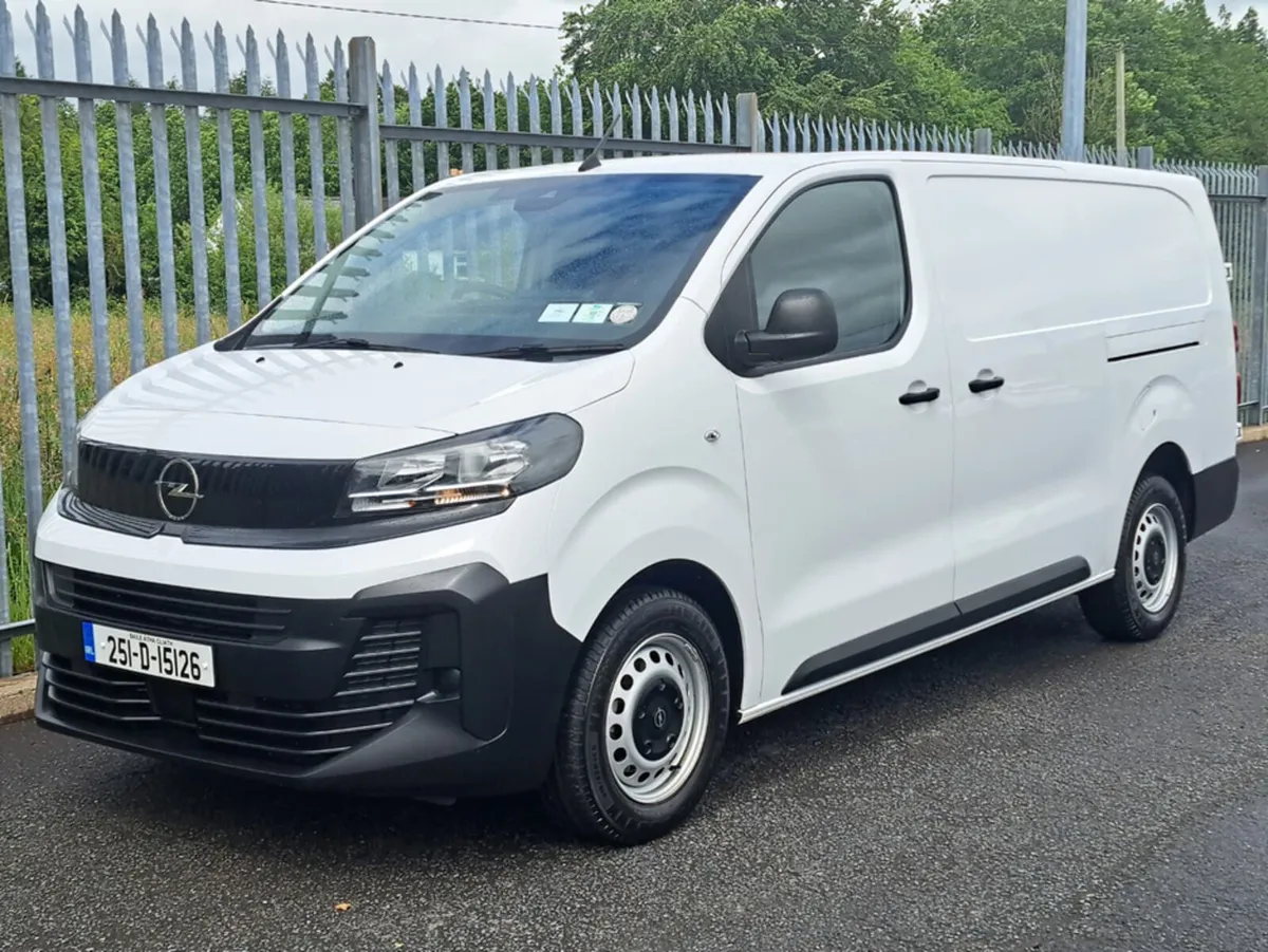 Opel Vivaro KOMFORT LWB 1.5TD 120PS - Image 2