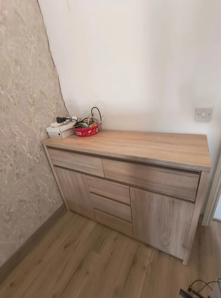 Chest of drawers - Image 3