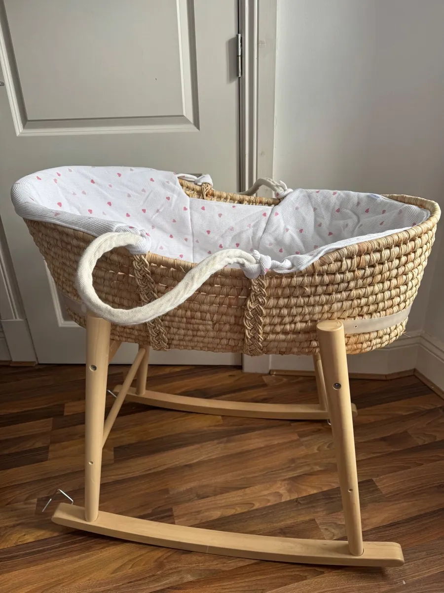 Moses basket - Image 1