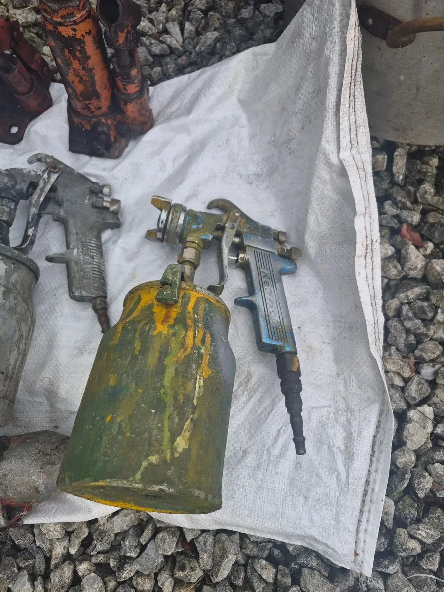 Spray guns - Image 2