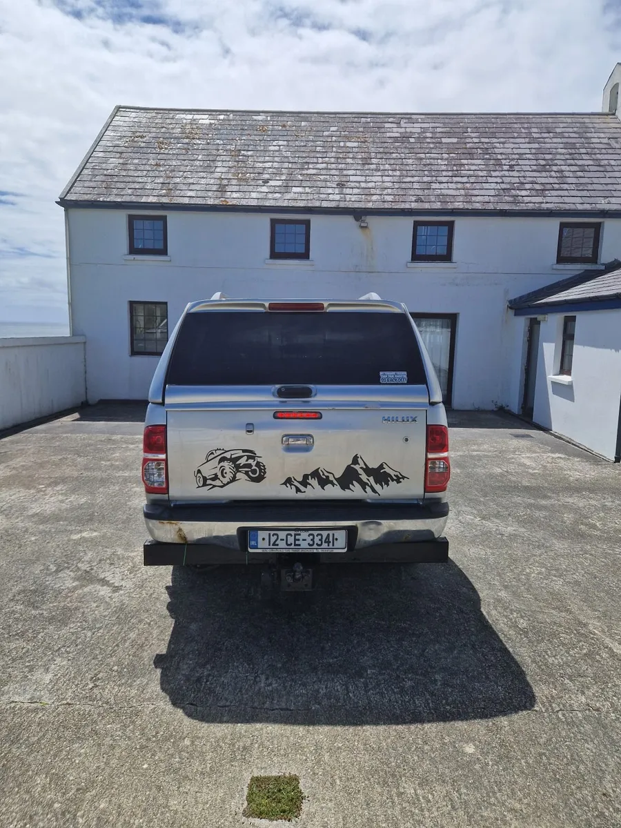 Toyota Hilux 2012 - Image 4