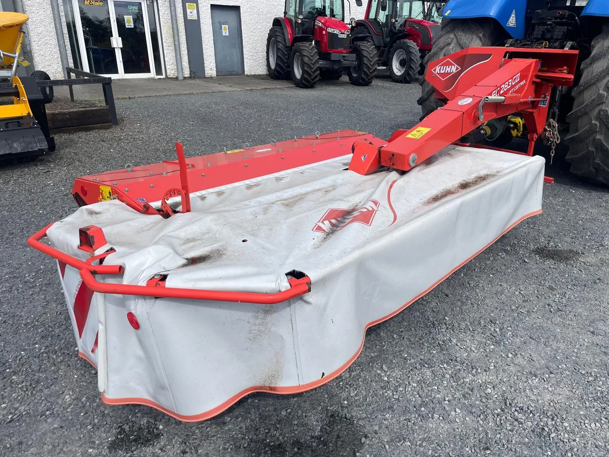Kuhn FC283 9FT Rear Mounted Mower - Image 2