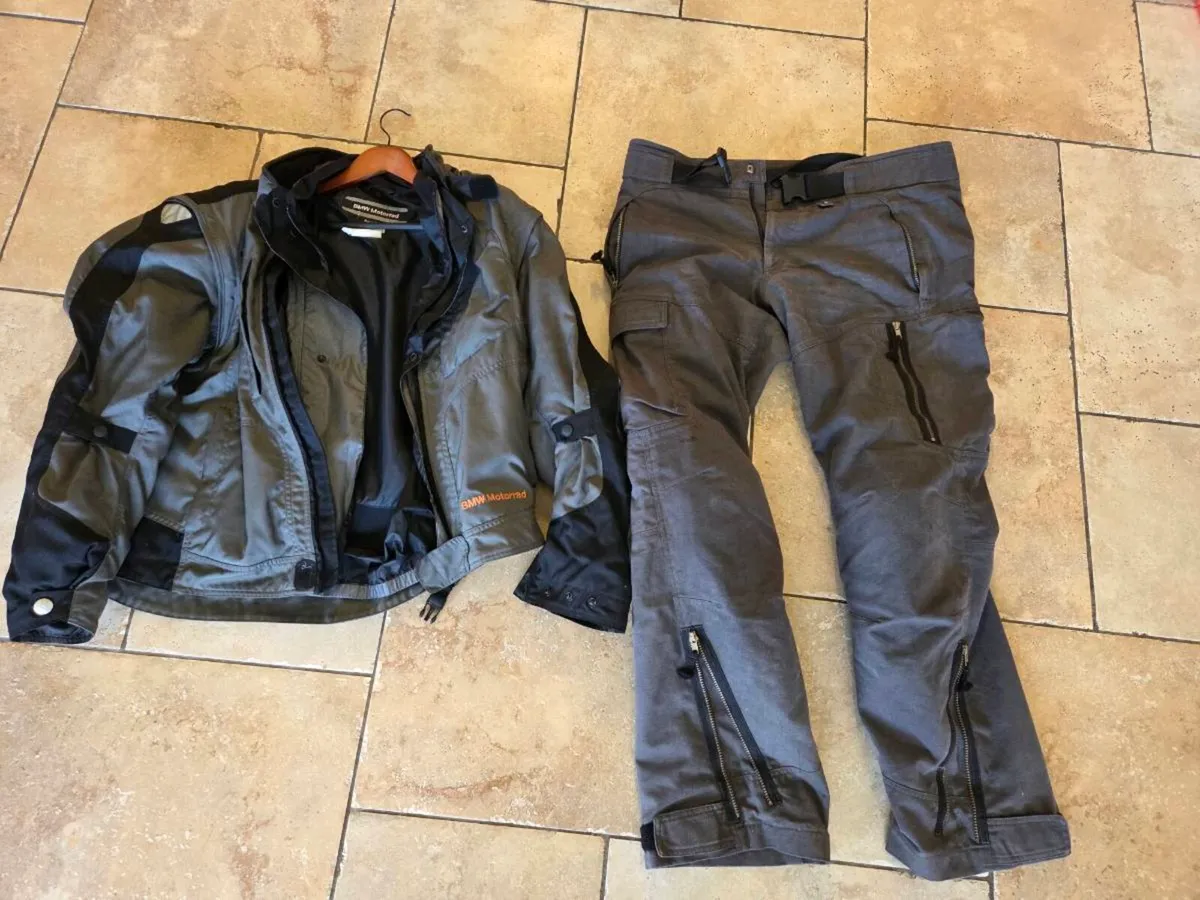 BMW Motorrad textile suit - Image 4