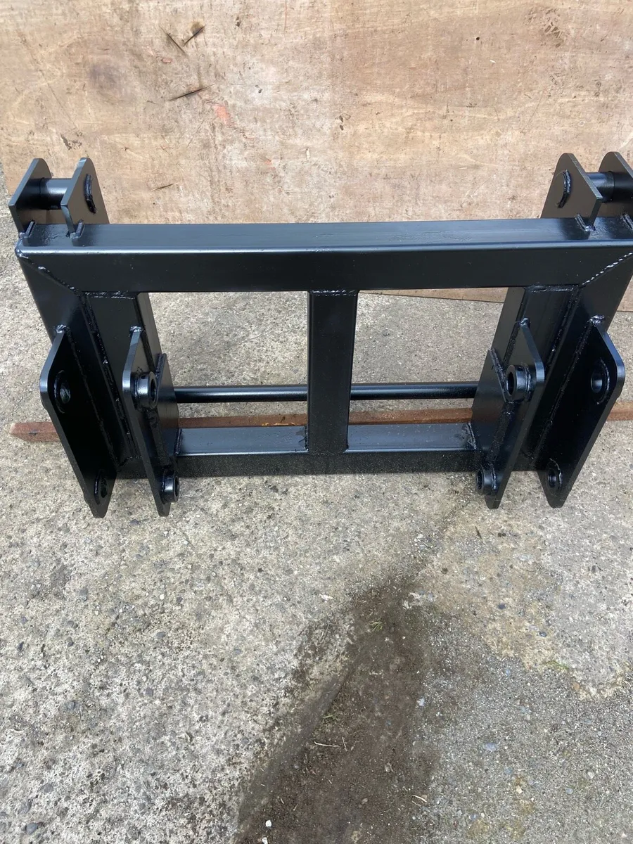 JCB 3cx to jcb quick hitch adaptor - Image 4