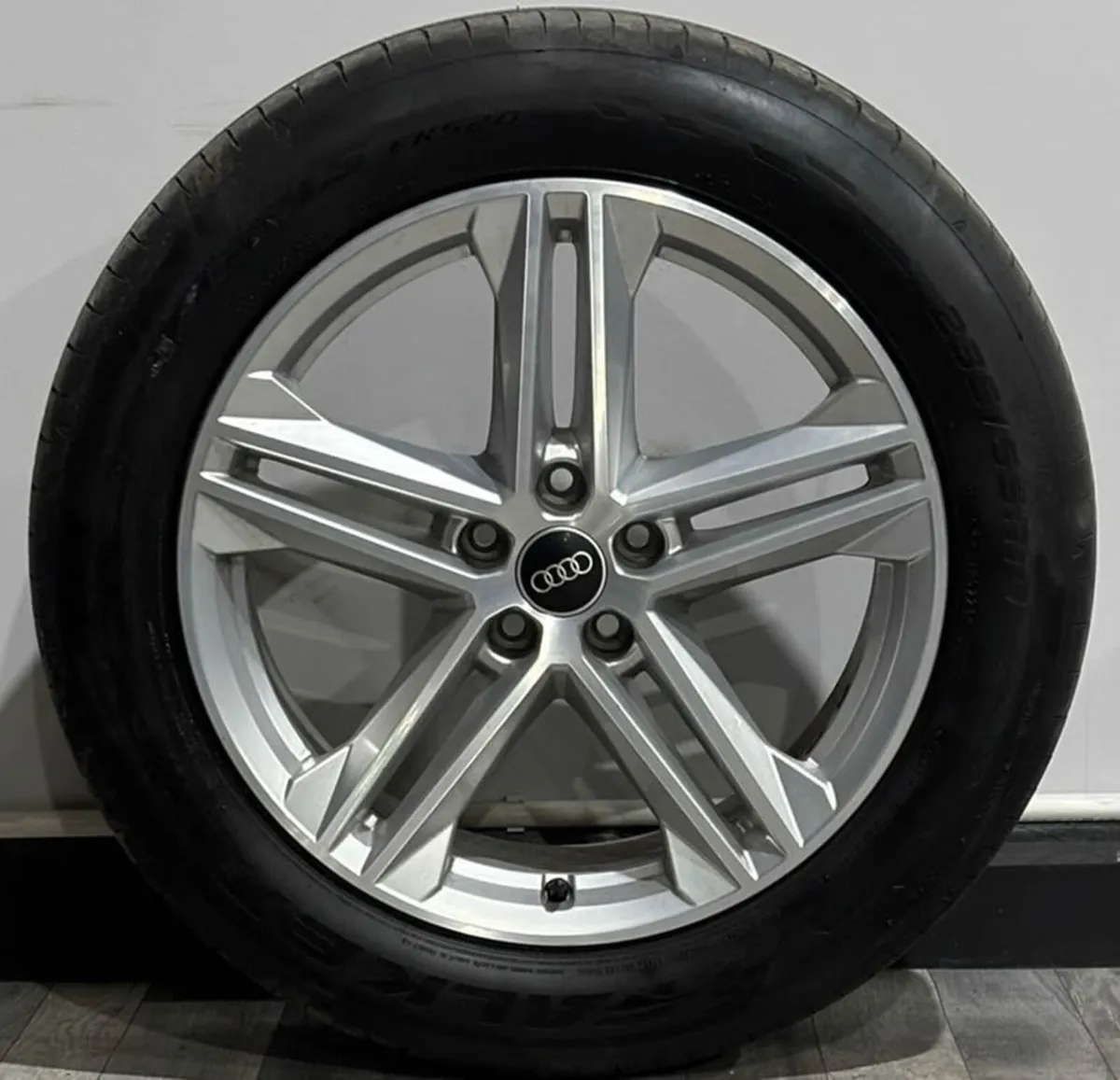 19" GENUINE AUDI Q5 S-LINE Alloy Wheels & Tyres - Image 3