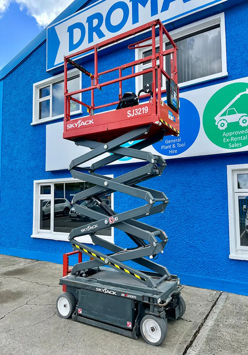 Skyjack 19ft Electric Scissor Lift - MEWP - Image 3