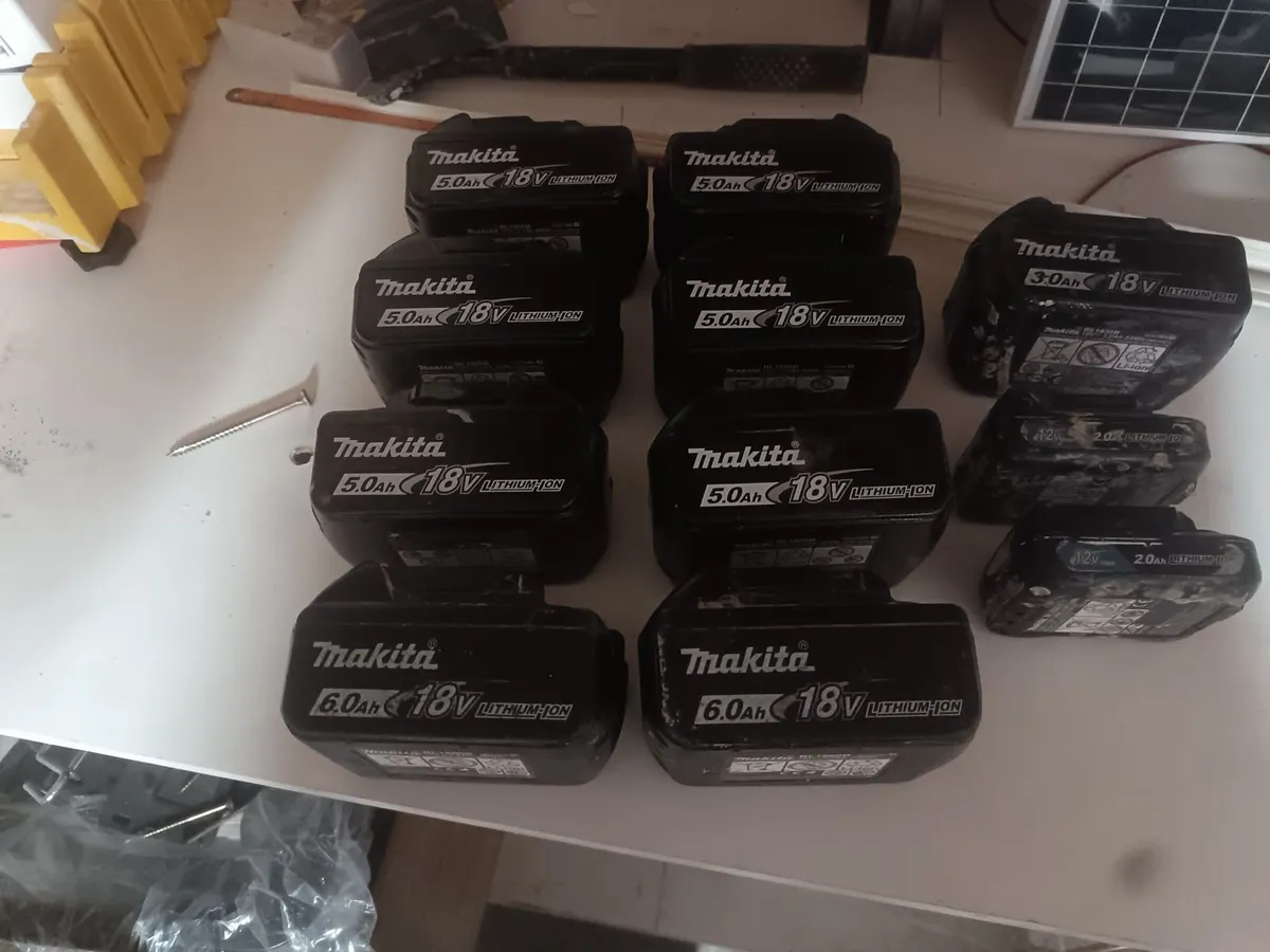 Makita batteries - Image 4