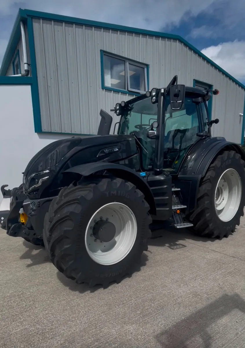 New Valtra T235 VERSU - Image 1