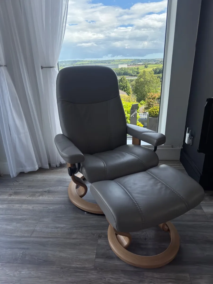 Stressless Leather Recliner Chair & Footstool - Image 2
