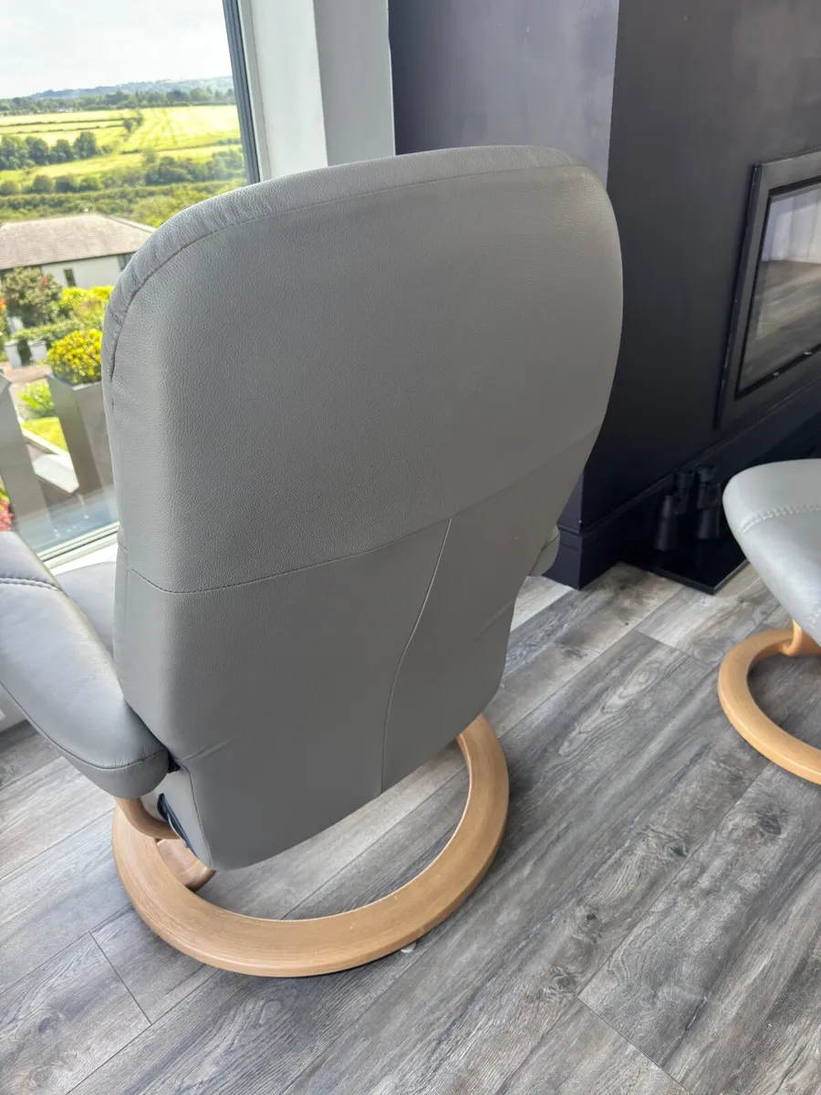 Stressless Leather Recliner Chair & Footstool - Image 3