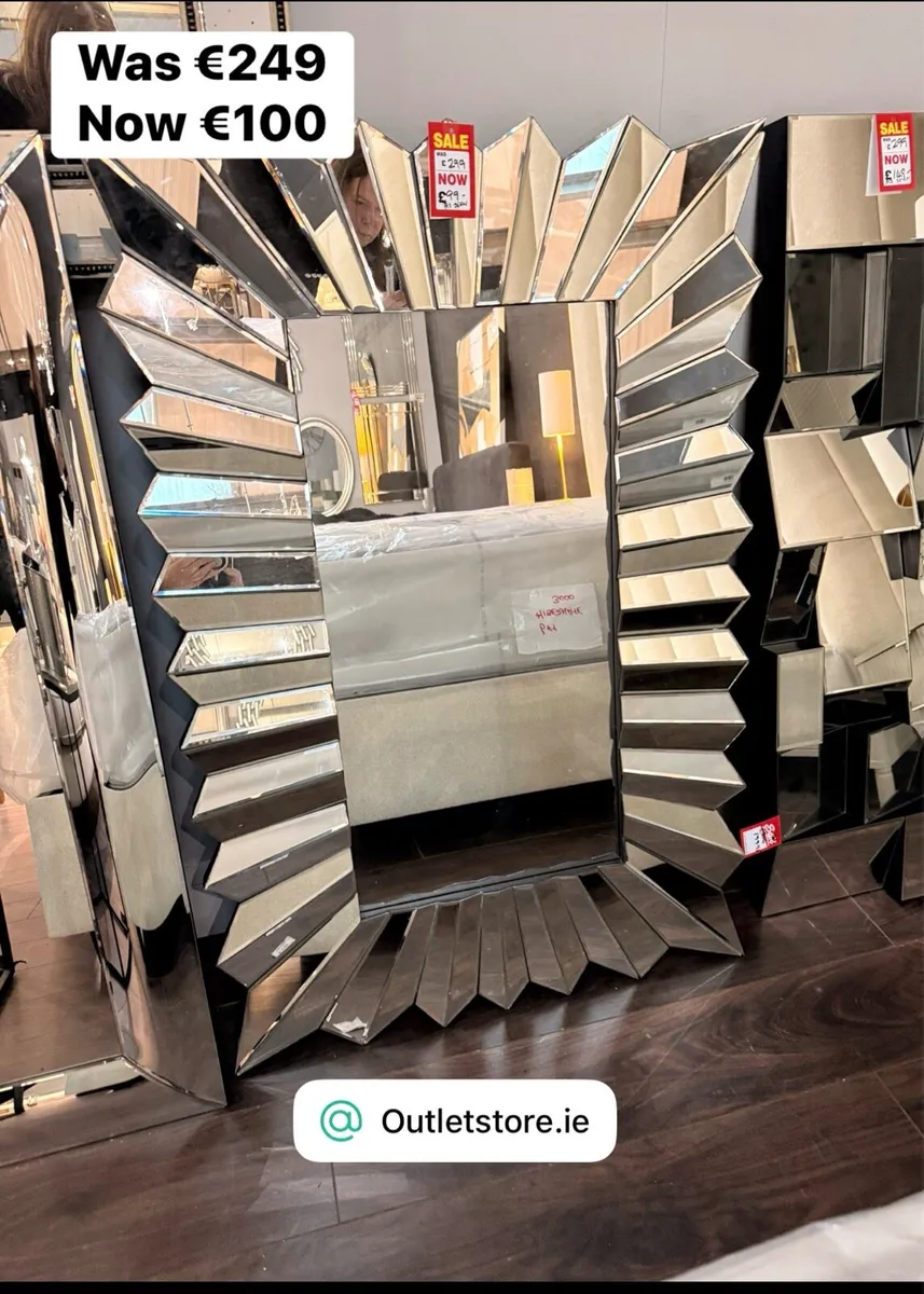 Mirrors at clearance sale in Outlet Store KCR - Image 3