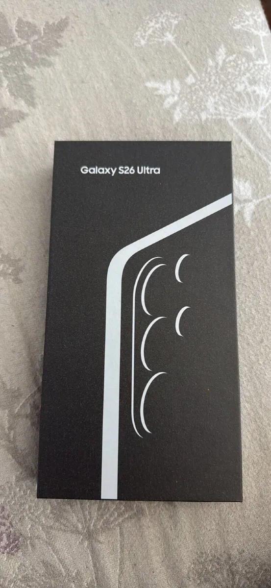 Phone - Image 1