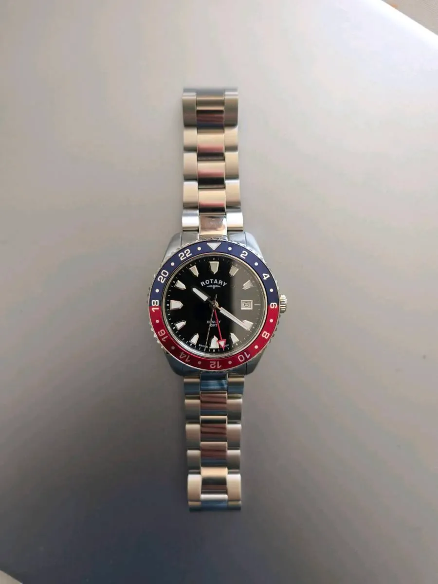 Mens Watch: Rotary Henley GMT - GB05108/30 - Image 1