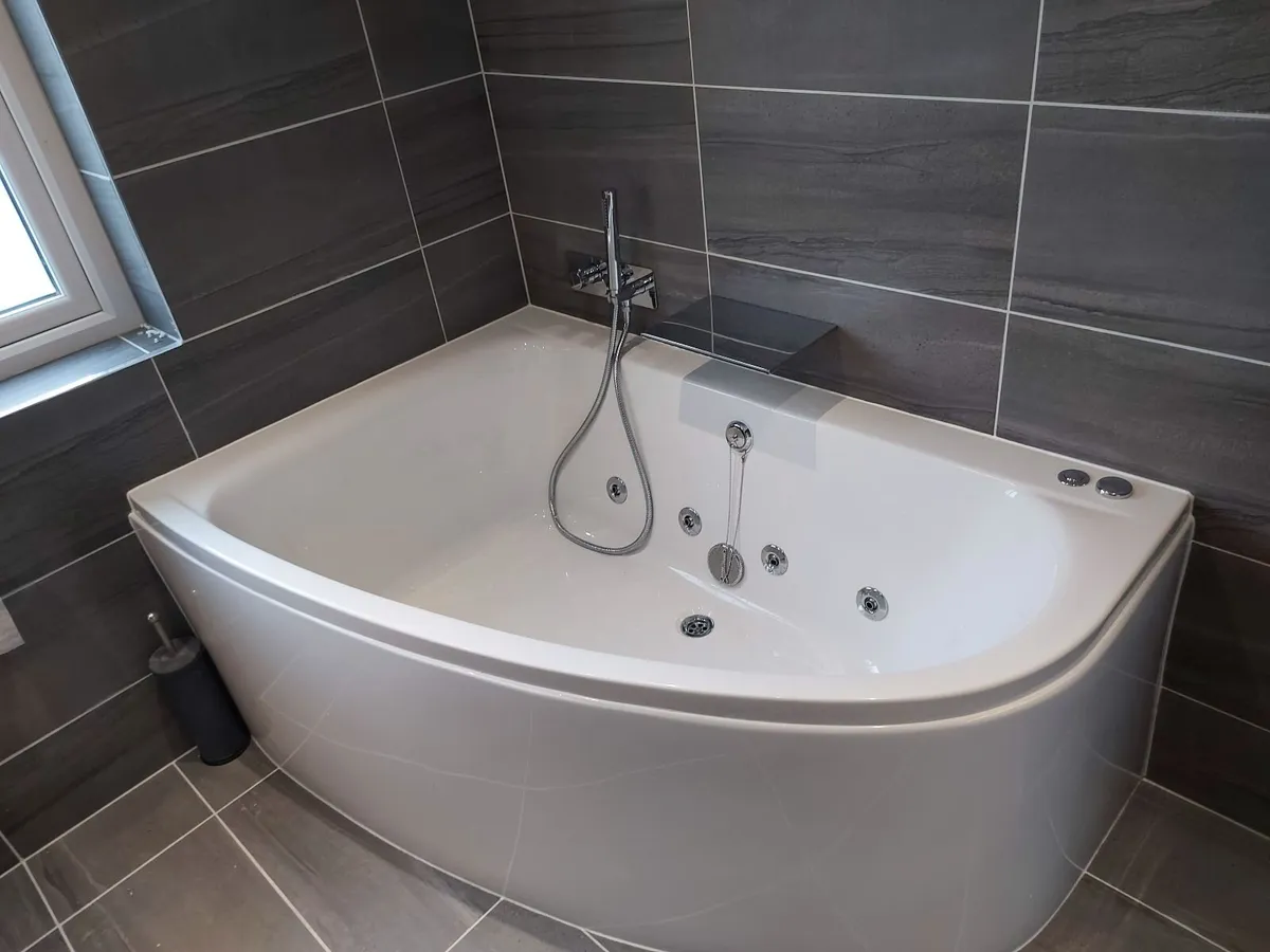 PREMIUM FRESH BATHROOM - 5 DAYS - Image 1