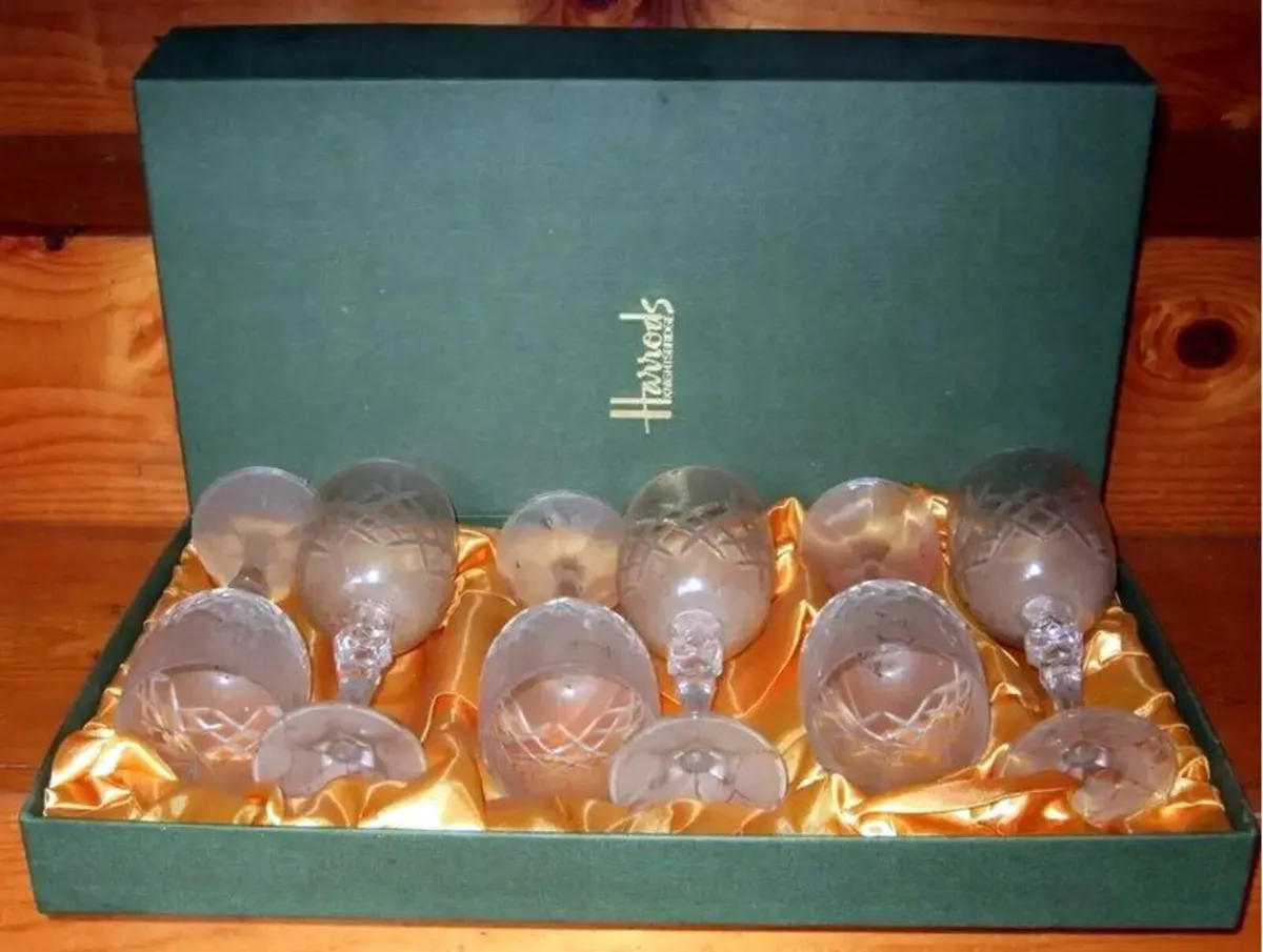 Vintage Harrods 6 Crystal Wine Glasses - Image 3