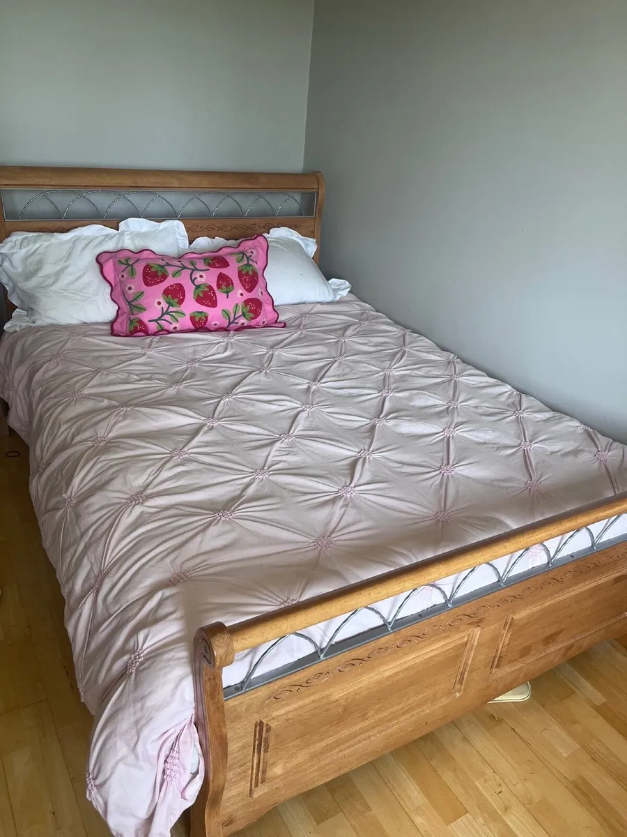 2 double beds - Image 3