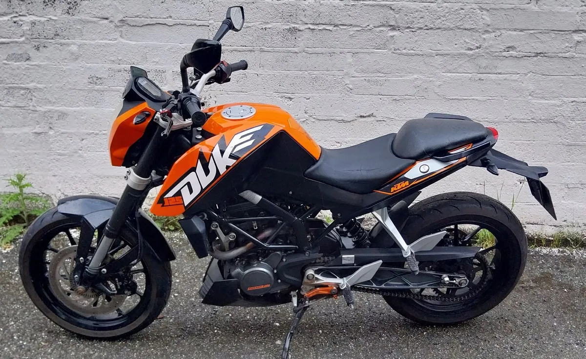 141 KTM 125 - Image 2