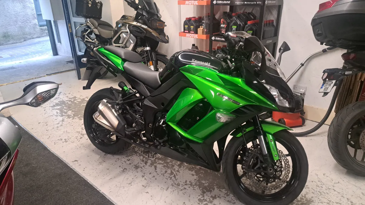2015 Kawasaki Z1000Sx - Image 2