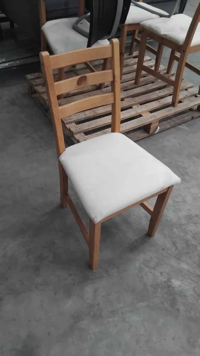 Dining Chairs ×4