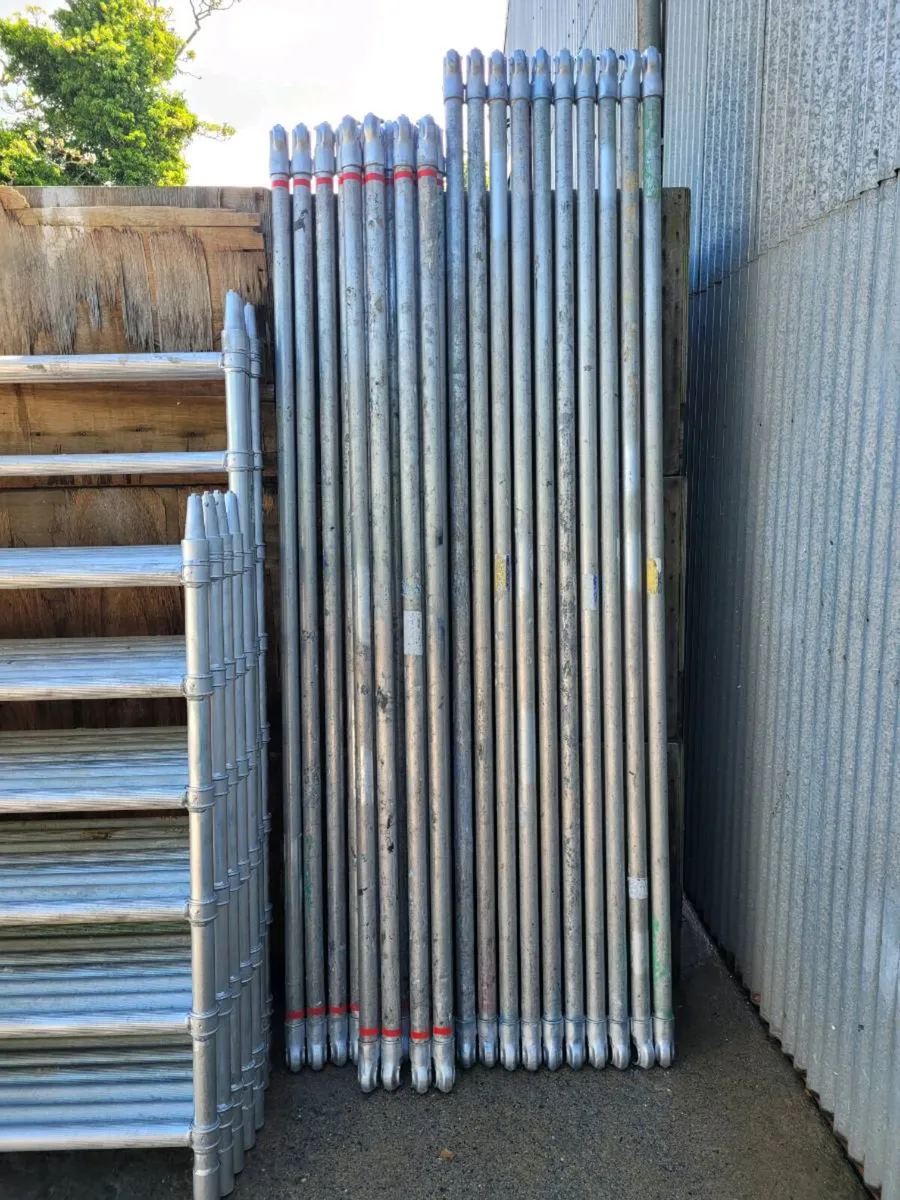Aluminium scaffold tower, FREE DELIVERY - Image 4