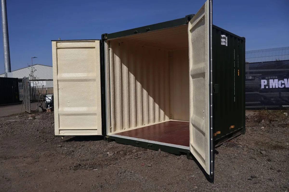 Spray Foam Container 10x8ft - Image 3