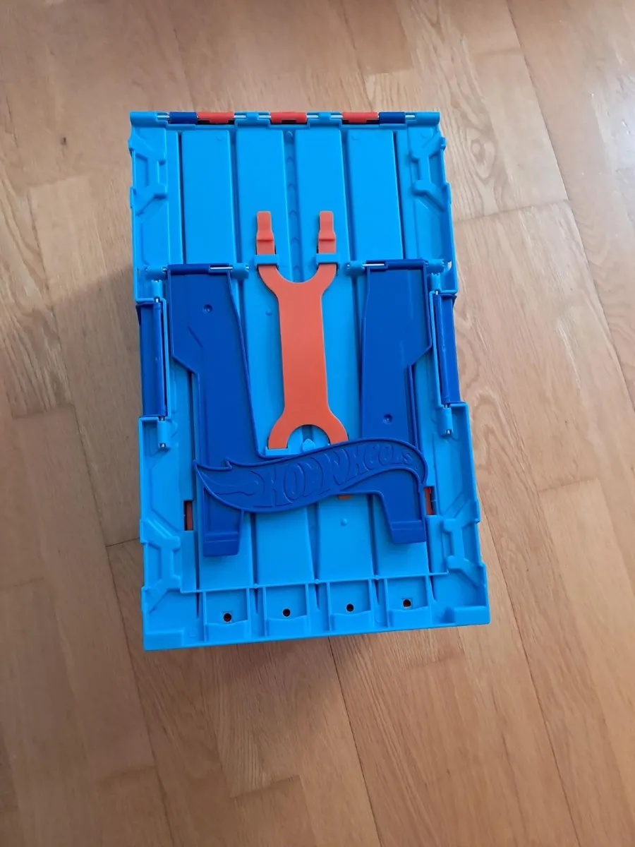 Toys Hot Wheels Tracker Builder Race Set - Image 2
