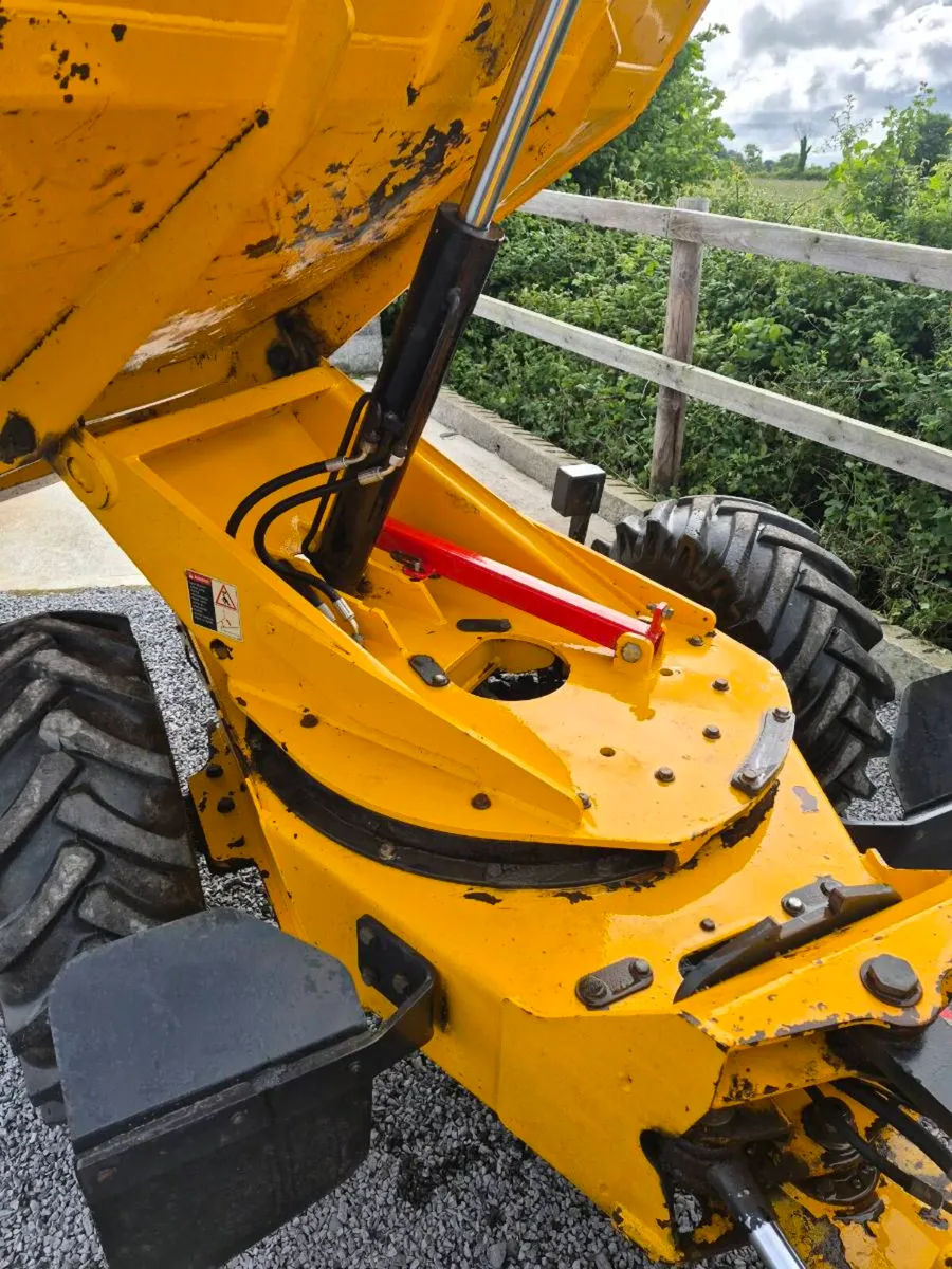 Thwaites 3 Ton Swivel Dumper - Image 4