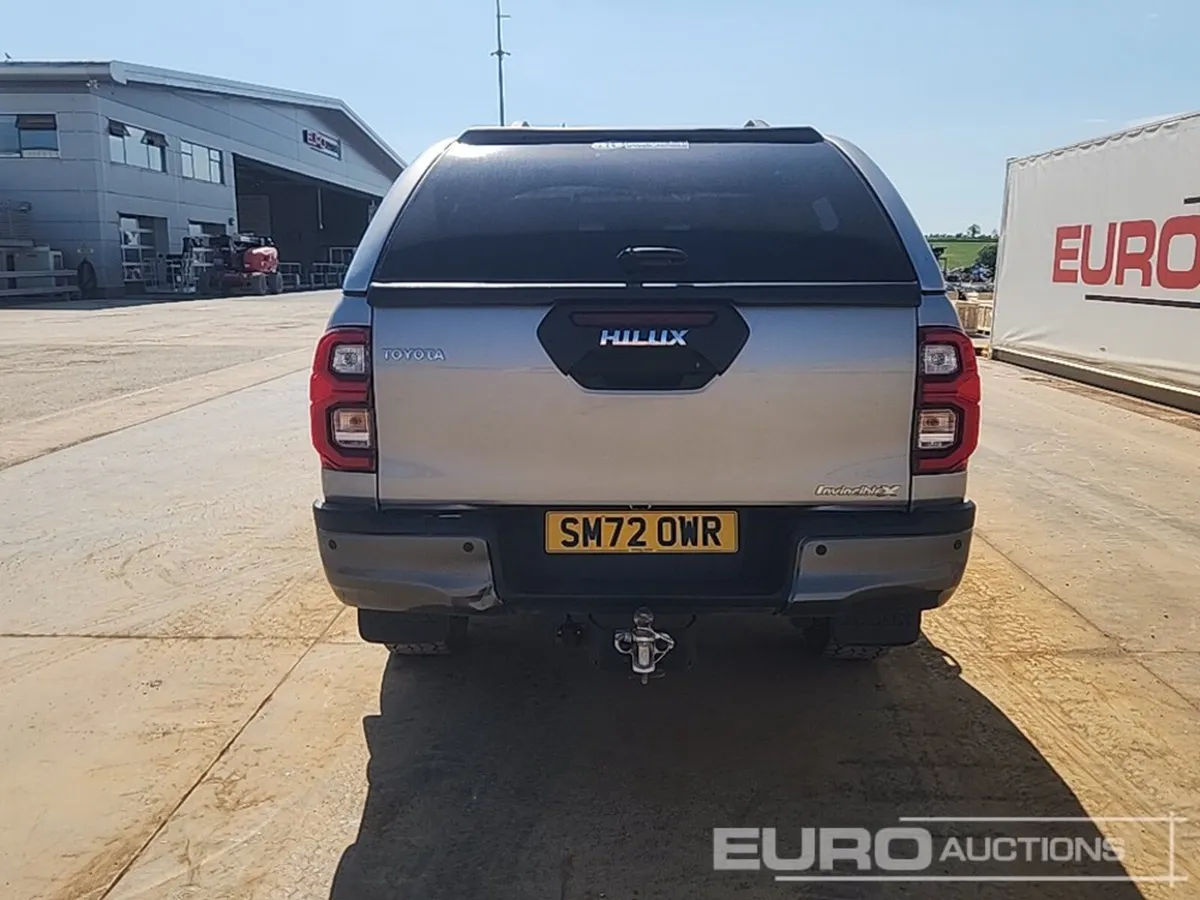 Toyota Hilux 2023 - Image 3
