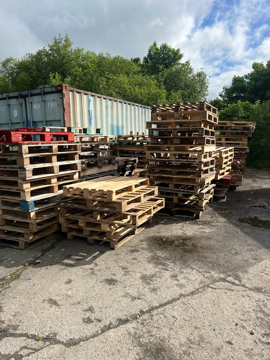 Wood Pallets