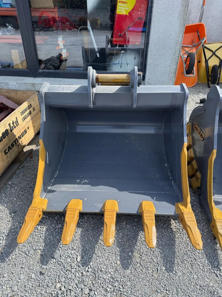 Buckets - Image 3